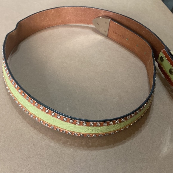 3D Green Leather Belt; Size 36 - Picture 3 of 8